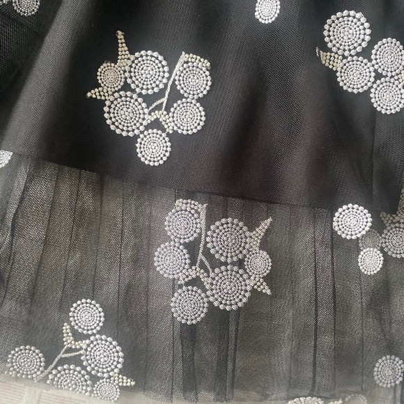 Black with white pleated Skirt New with Tags - Picture 7 of 9